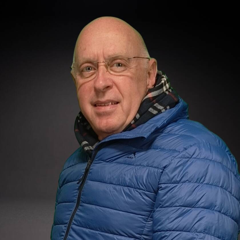Dr Johan Nel