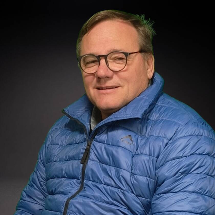 Dr Nico Mostert