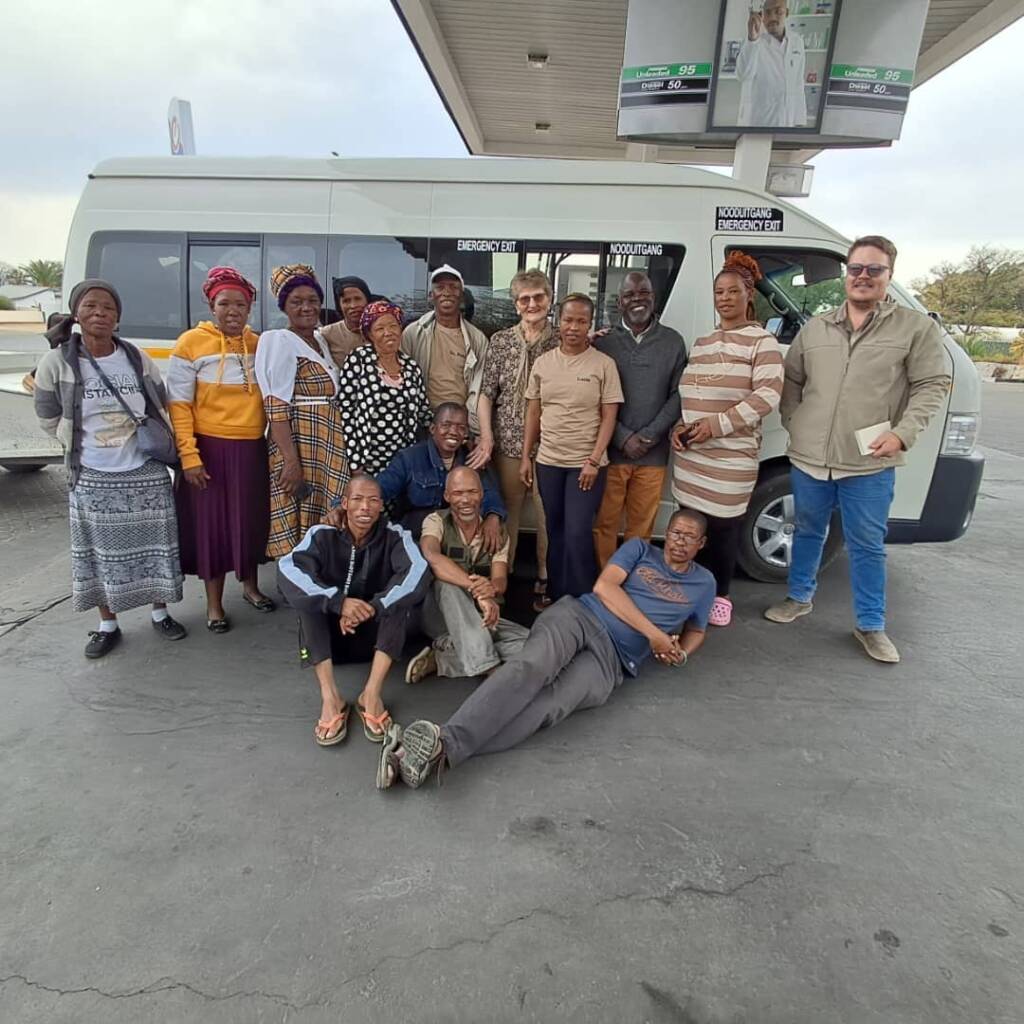 Tannie Amanda Engelbrecht ontmoet haar geliefde geestelikke kinders in Windhoek